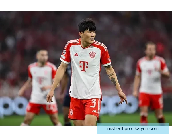 金玟哉在拜仁的表现持续低迷，状态回暖仍需时日。